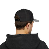 Manta Snapback Trucker Cap
